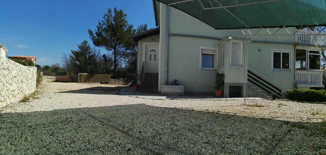 Apartment Pezic Krk Town Exterior photo