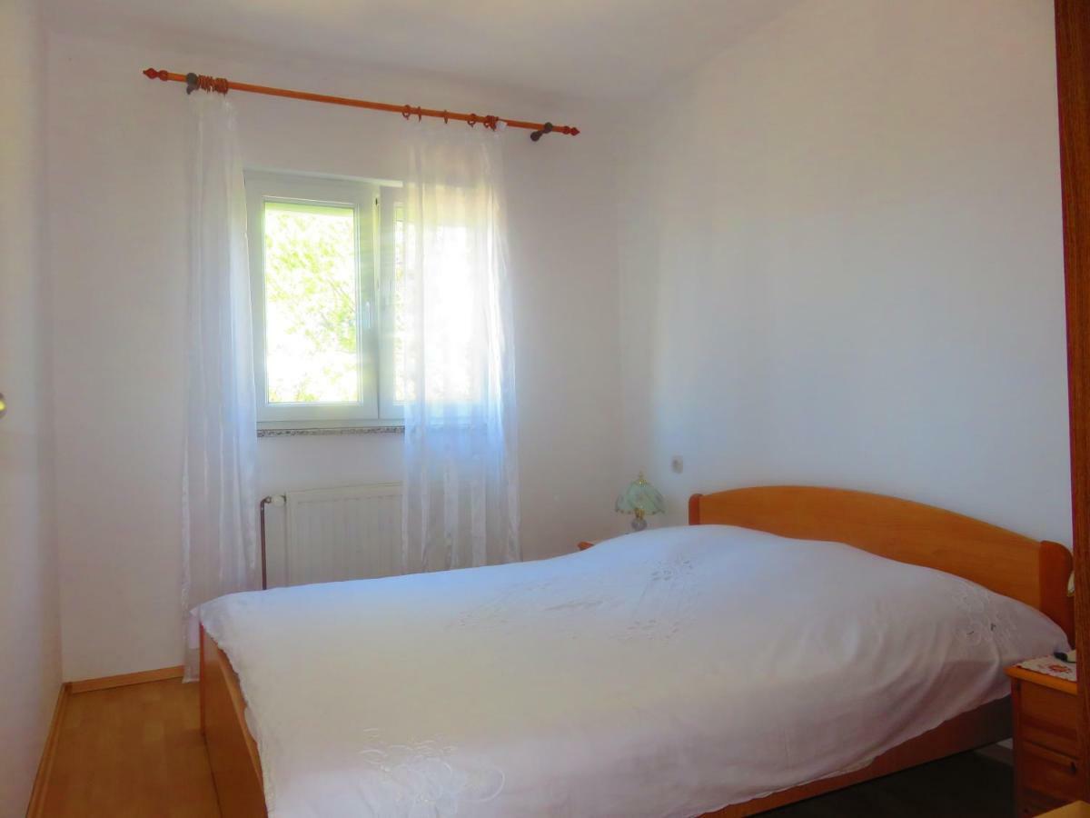 Apartment Pezic Krk Town Exterior photo